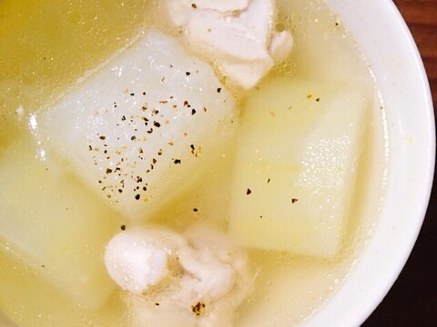 鶏肉と冬瓜のスープ